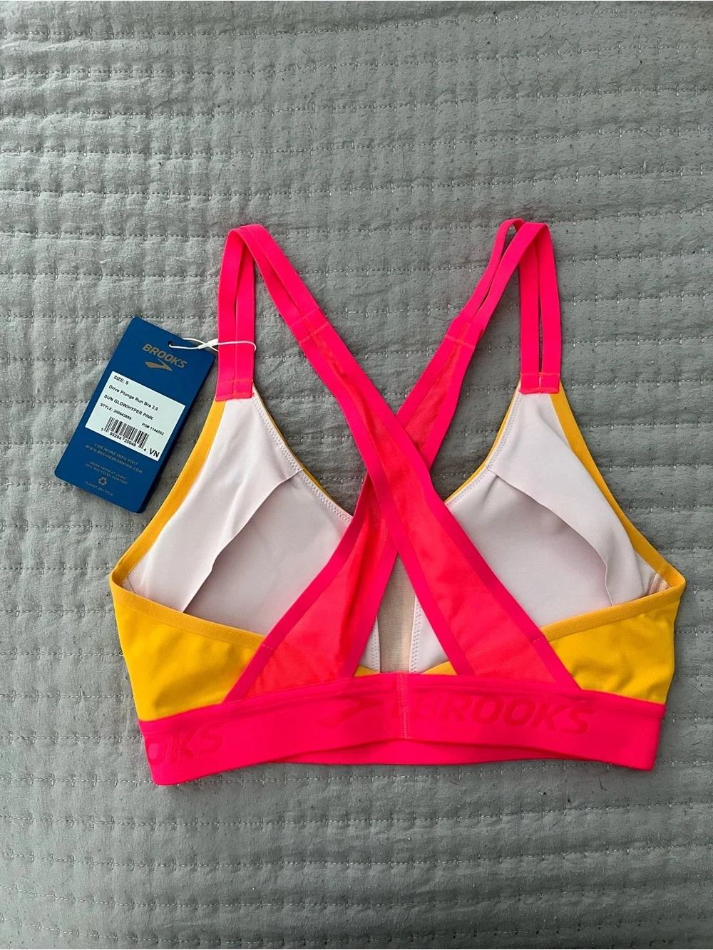 Brooks Yellow and Pink Run Sports Bra Women’s Small Drive Plunge Run Bra 2.0